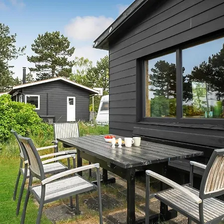 Beautiful Home In Knebel * Knebel